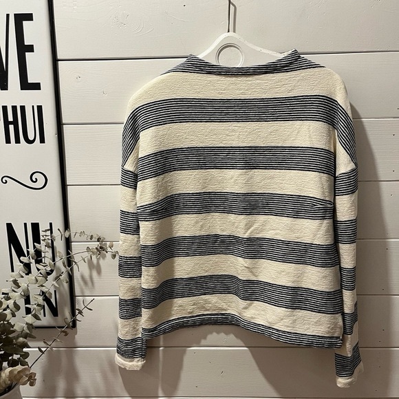 ERI + ALI ANTHROPOLOGIE cream and navy stripes sweater size S - Picture 2 of 5
